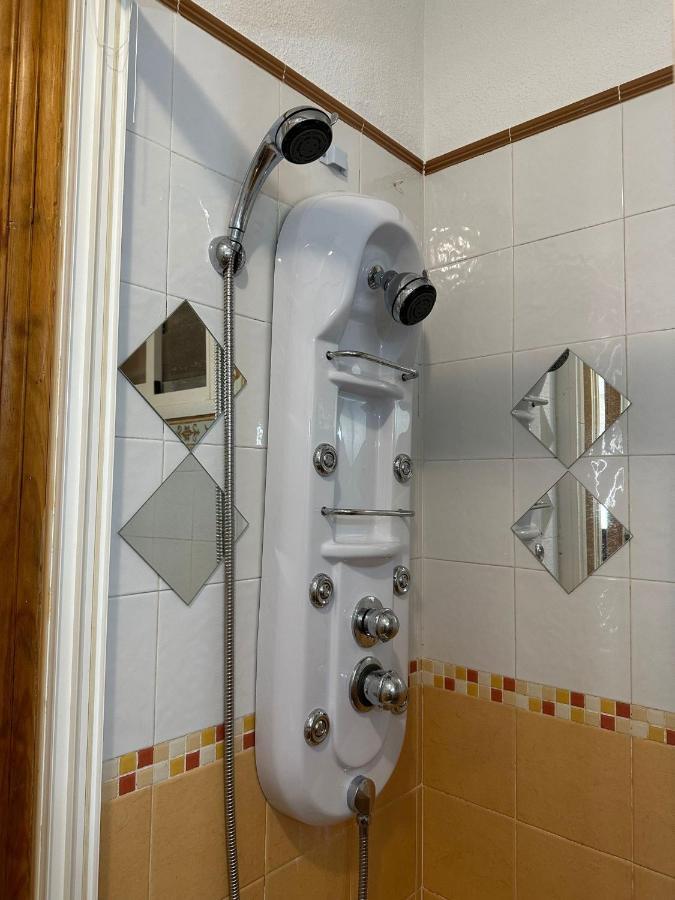 Benalmadena Inn Apartaments มาลากา ภายนอก รูปภาพ