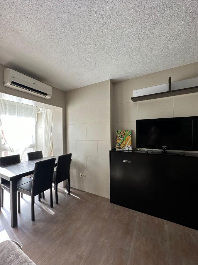 Benalmadena Inn Apartaments มาลากา ภายนอก รูปภาพ