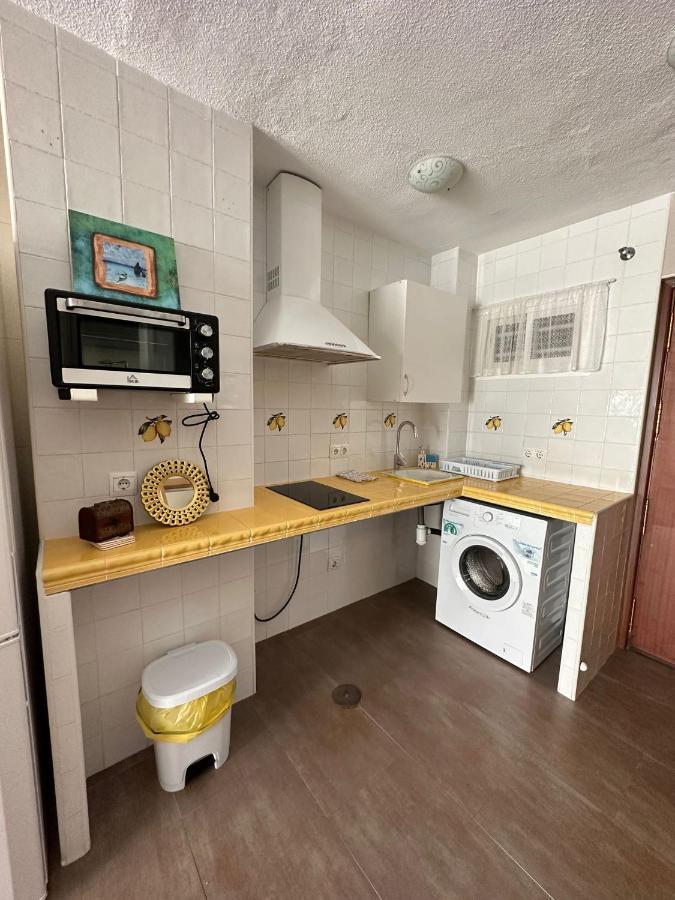 Benalmadena Inn Apartaments มาลากา ภายนอก รูปภาพ